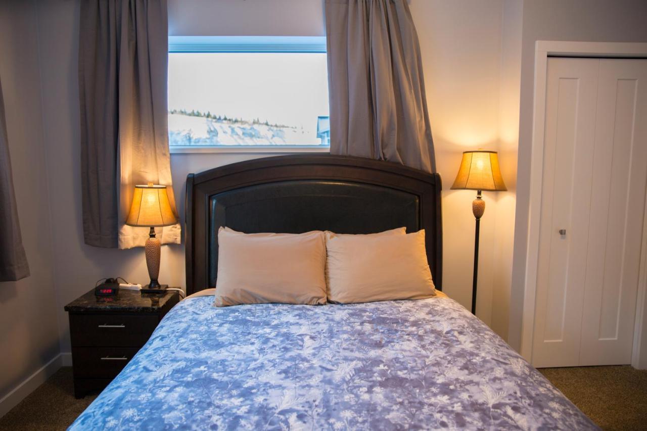 Downtown Whitehorse 4 Bedrooms Deluxe Condo Eksteriør bilde