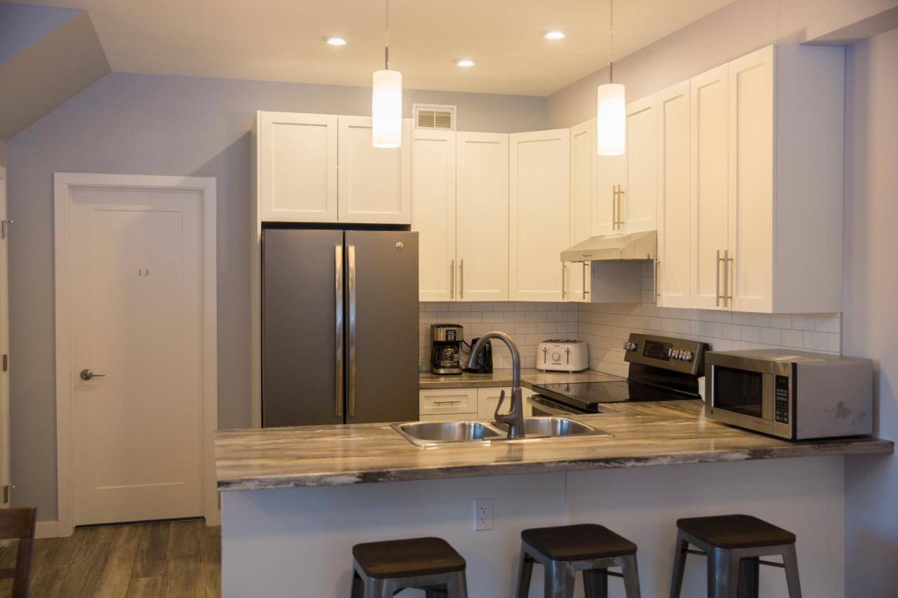 Downtown Whitehorse 4 Bedrooms Deluxe Condo Eksteriør bilde